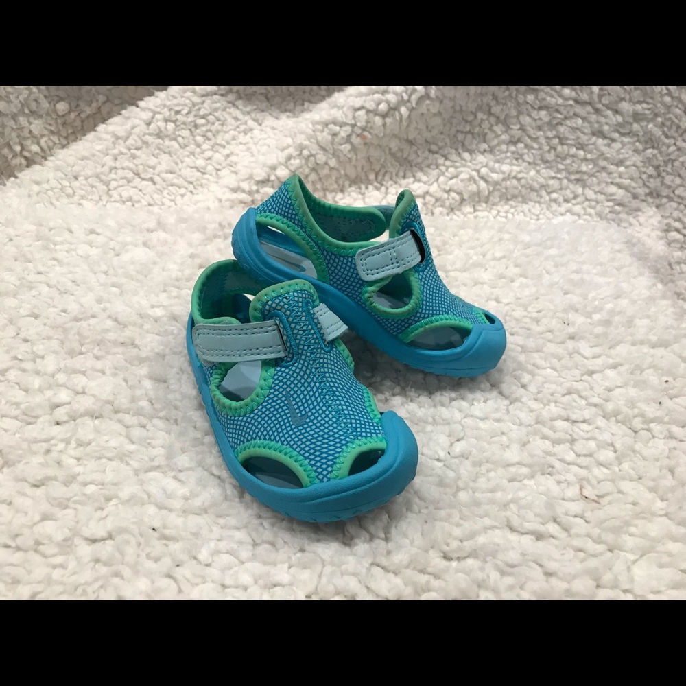 Nike infant boy sandals